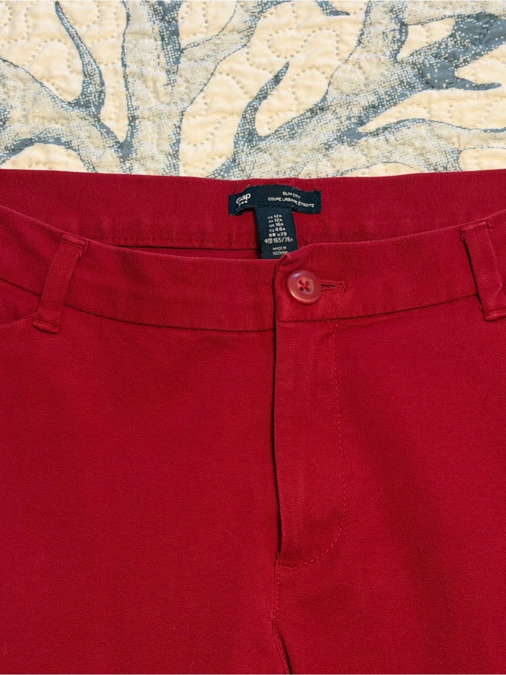 GAP Slim City Stretch Capri Pants - Picture 3 of 6